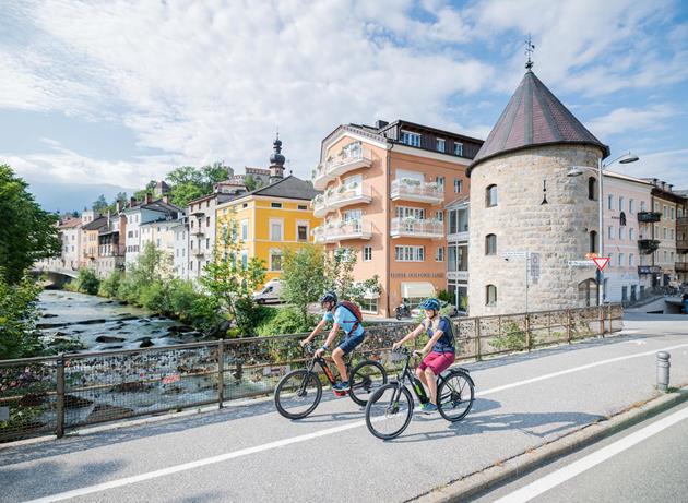 Auf einem Radweg