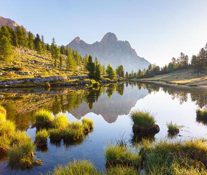 Un lago di montagna